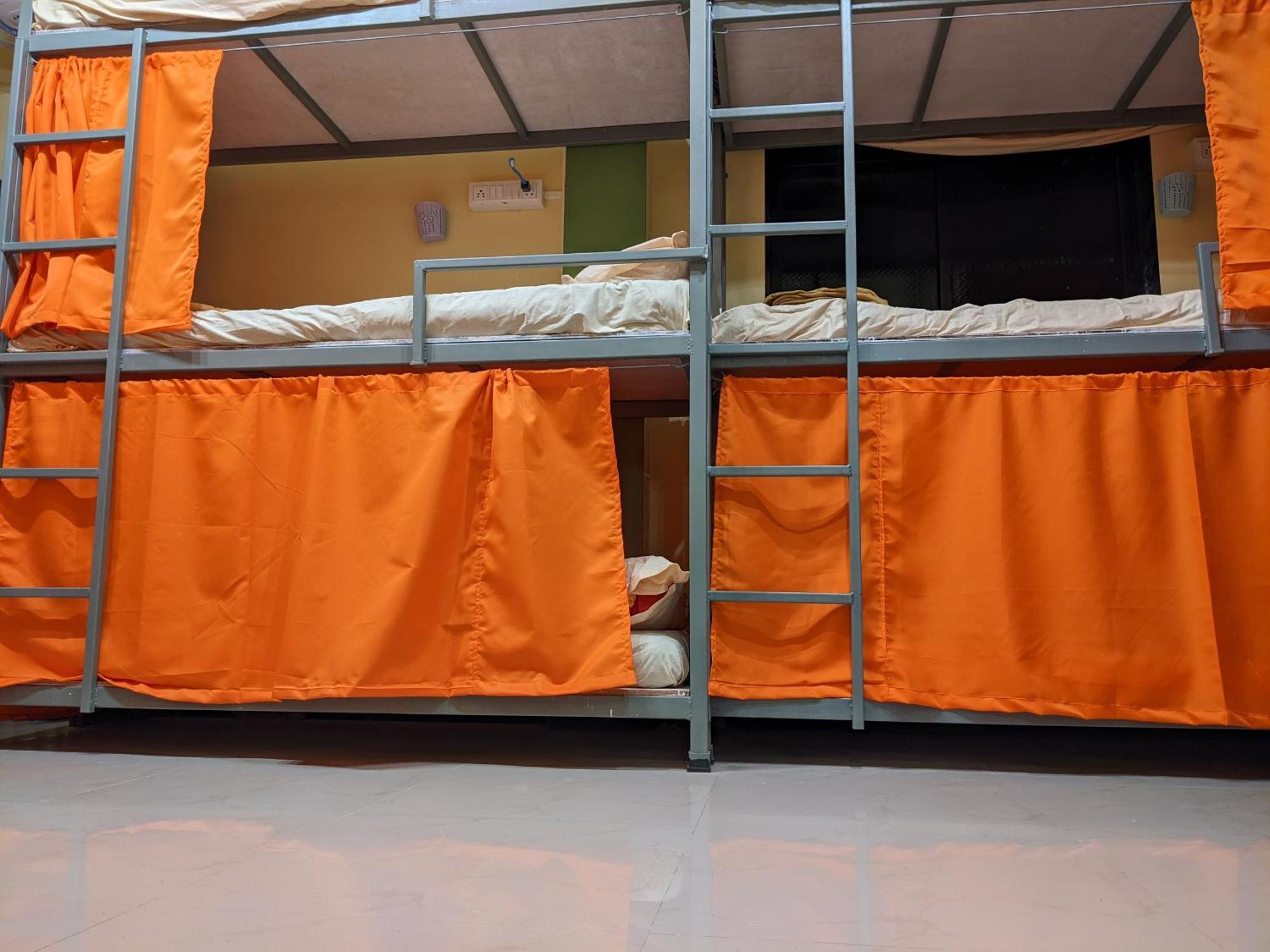 Awaara Backpackers Hostel, Alībāg Esterno foto